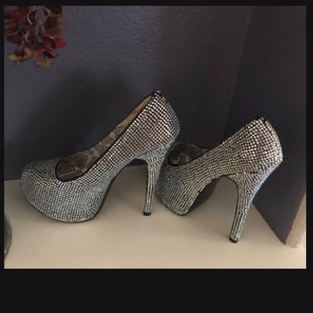 Gorgeous Sexy Rhinestone Covered Pumps Sz 6 - Picture 4 of 8